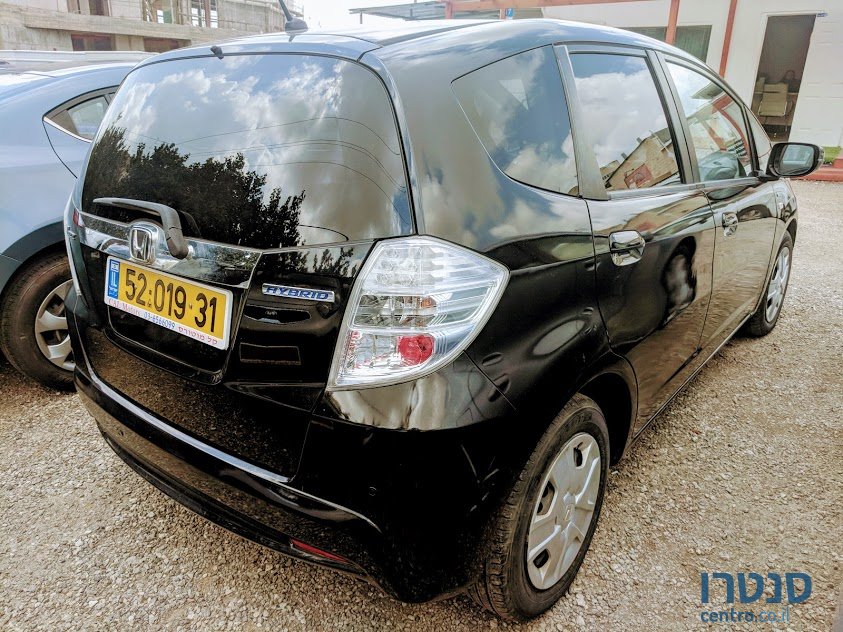 2014' Honda Jazz photo #3