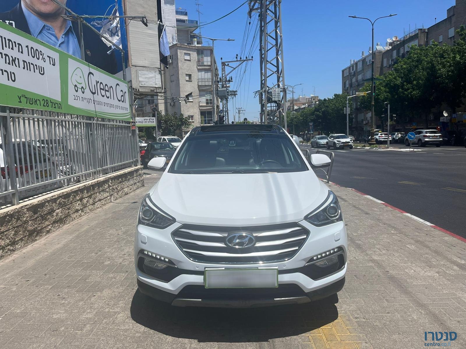 2018' Hyundai Santa Fe photo #1