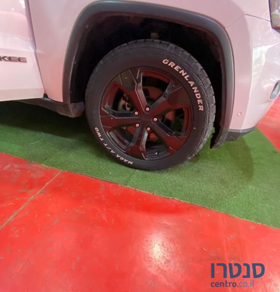 2018' Jeep Grand Cherokee ג'יפ גרנד צ'ירוקי photo #3