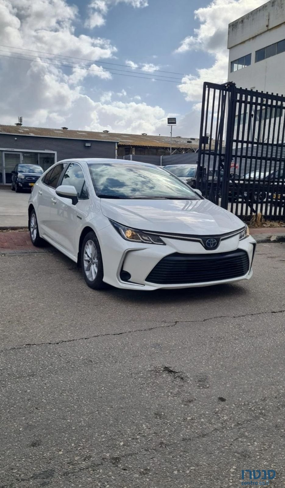 2022' Toyota Corolla טויוטה קורולה photo #3