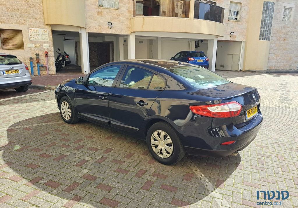 2011' Renault Fluence רנו פלואנס photo #3