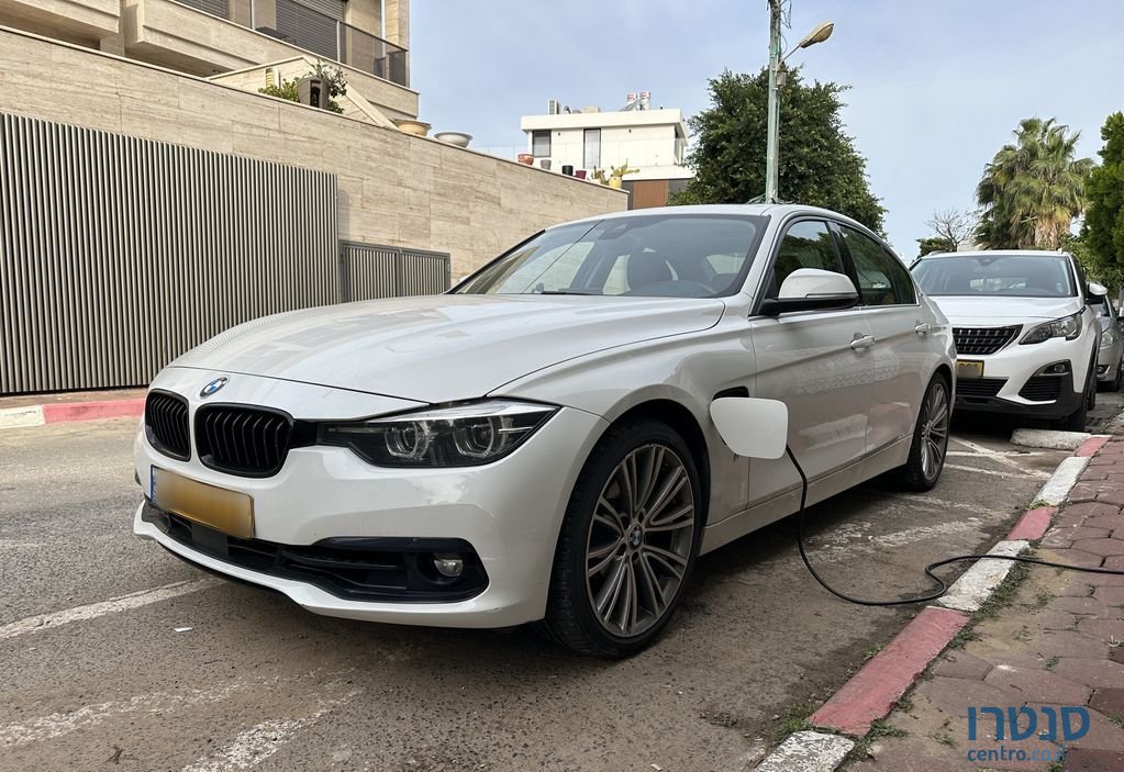 2019' BMW 3 Series ב.מ.וו סדרה 3 photo #5