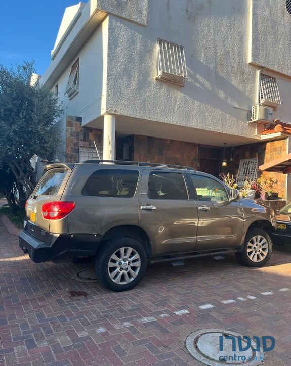 2008' Toyota Sequoia טויוטה סקויה photo #1