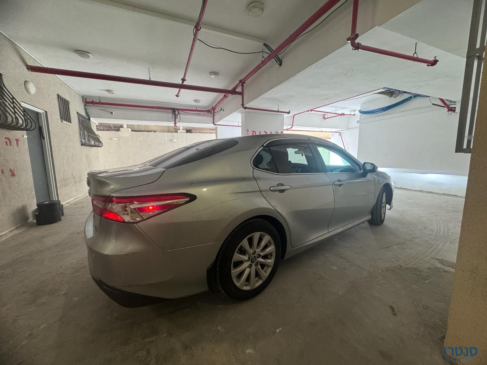 2020' Toyota Camry טויוטה קאמרי photo #5