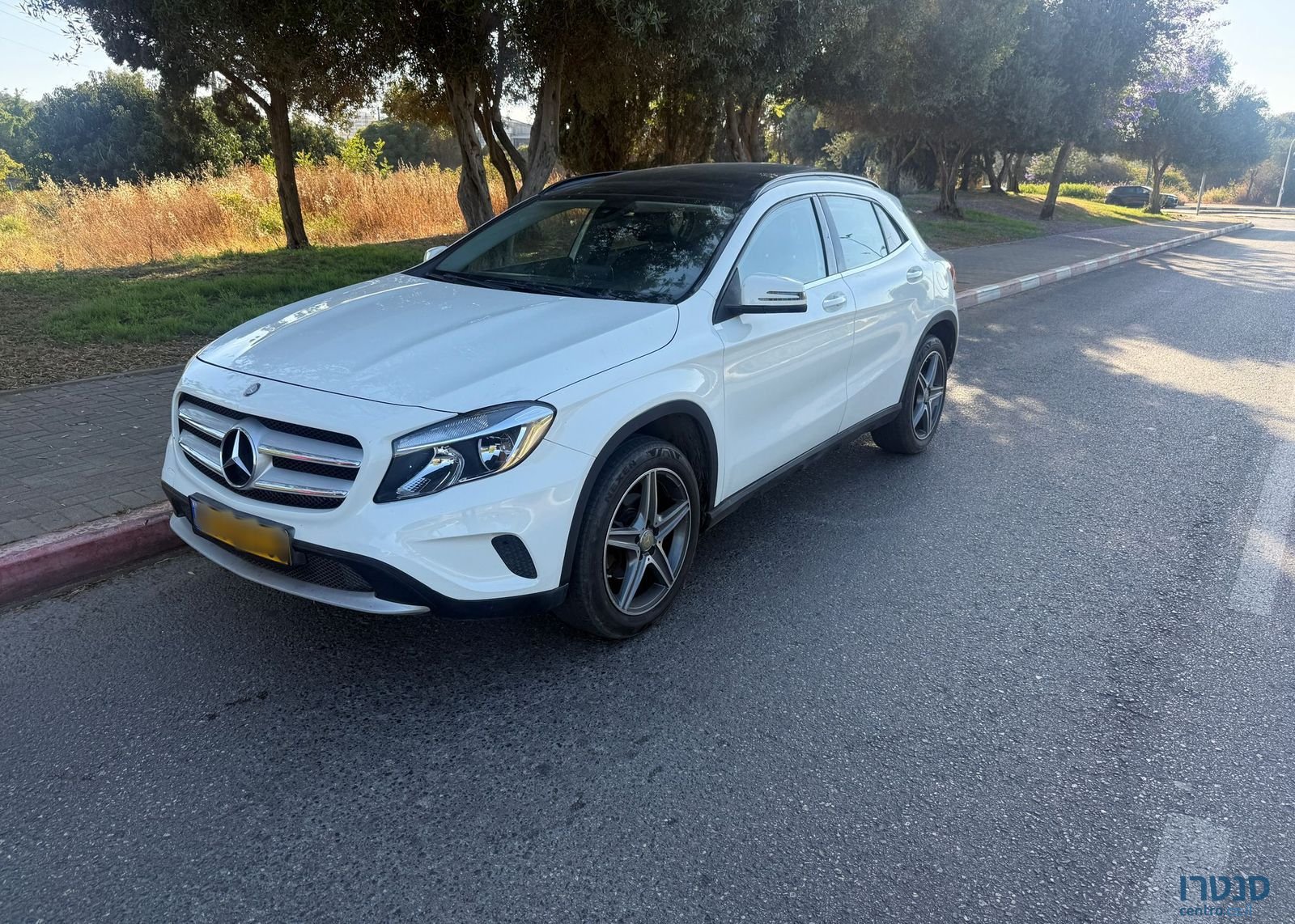 2017' Mercedes-Benz GLA מרצדס-בנץ photo #2
