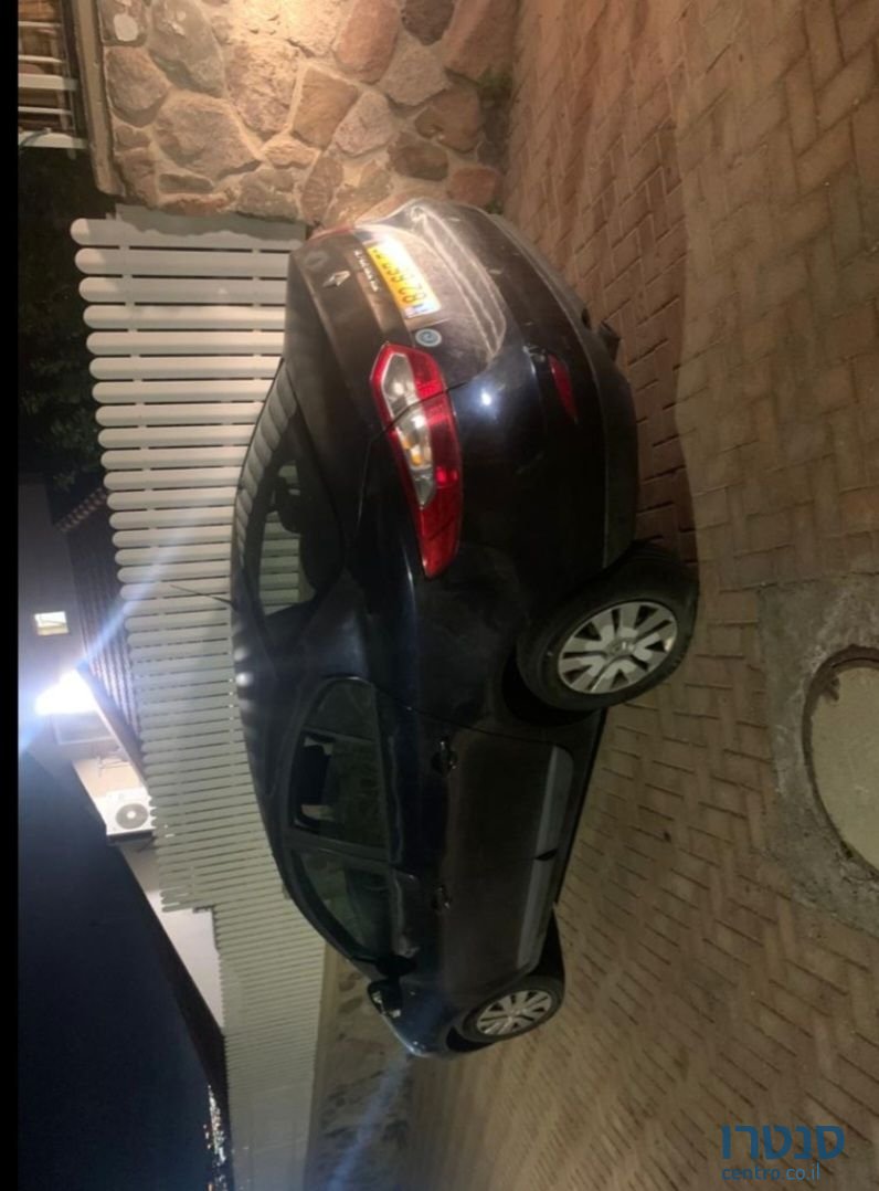 2010' Renault 4 רנו photo #2