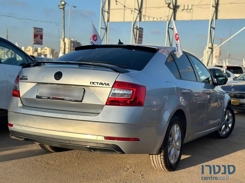 2019' Skoda Octavia סקודה אוקטביה photo #4