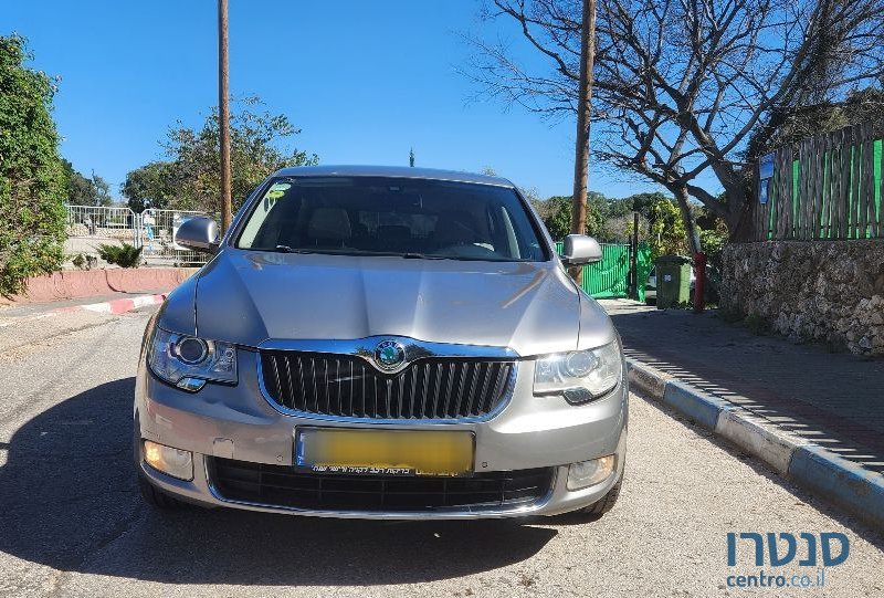 2011' Skoda Superb סקודה סופרב photo #1