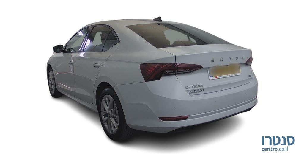 2021' Skoda Octavia סקודה אוקטביה photo #2