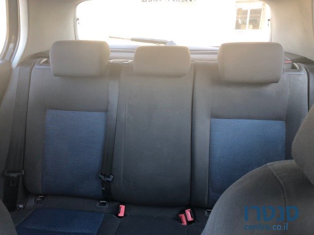 2008' Volkswagen Golf 1.6 photo #4