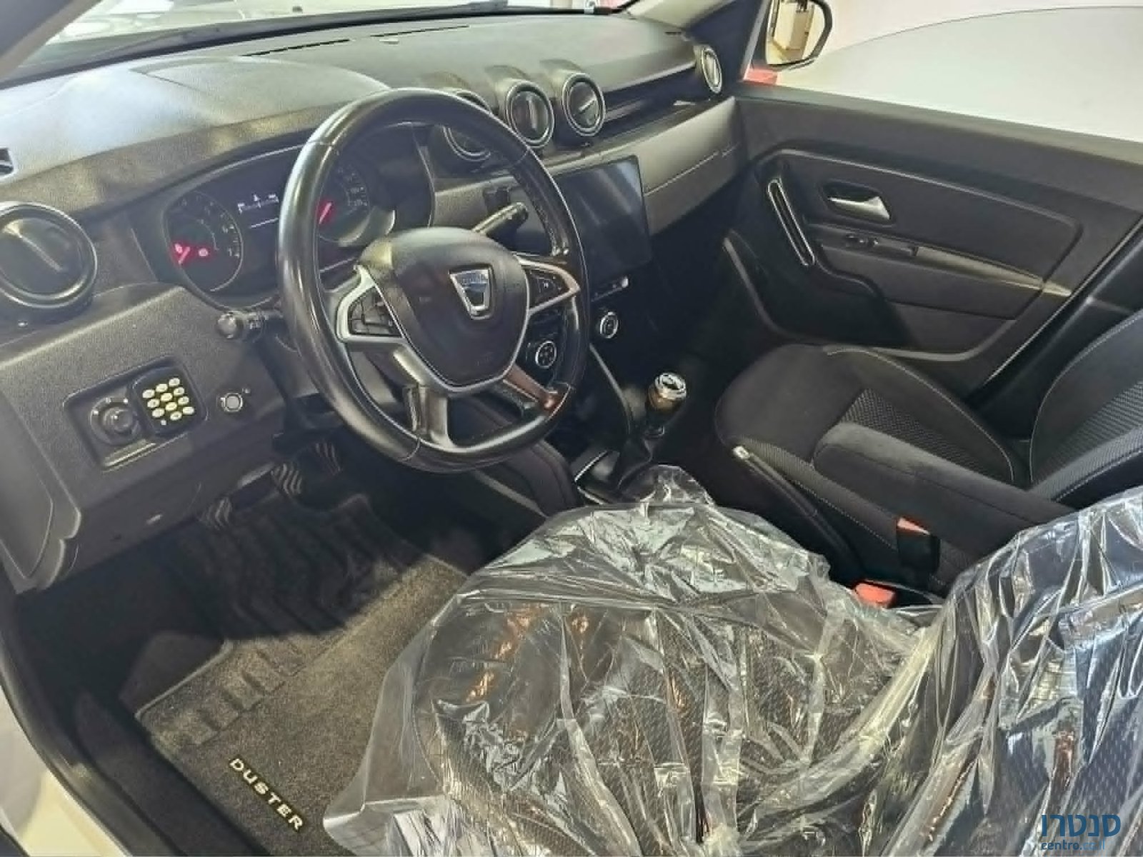 2020' Dacia Duster photo #6