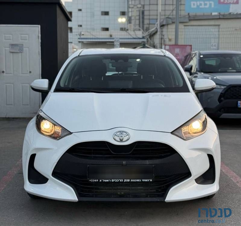 2021' Toyota Yaris טויוטה יאריס photo #4