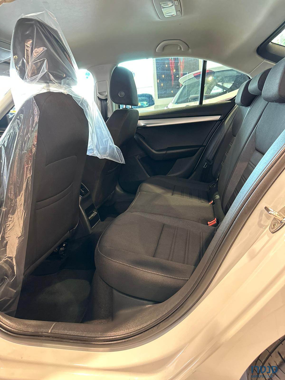 2019' Skoda Octavia photo #6