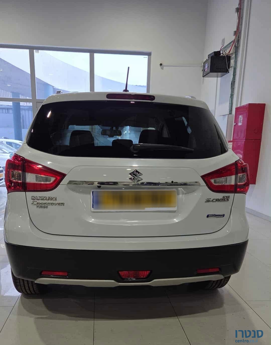 2022' Suzuki SX4 photo #5