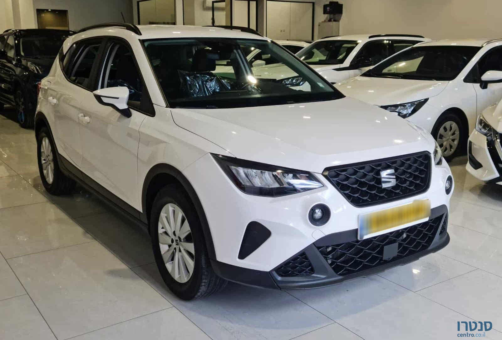 2022' SEAT Arona photo #2