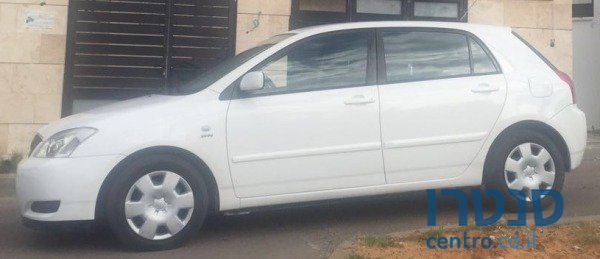 2004' Toyota Corolla photo #2