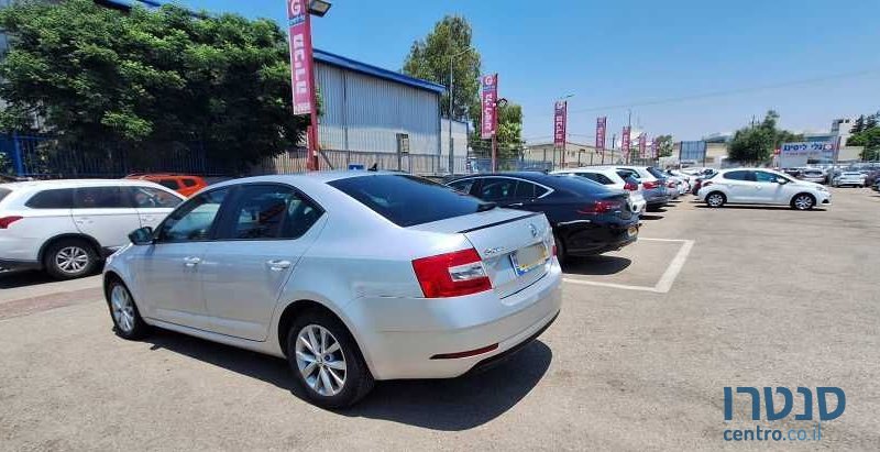 2020' Skoda Octavia סקודה אוקטביה photo #5