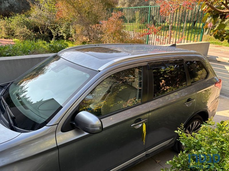 2019' Mitsubishi Outlander מיצובישי אאוטלנדר photo #4