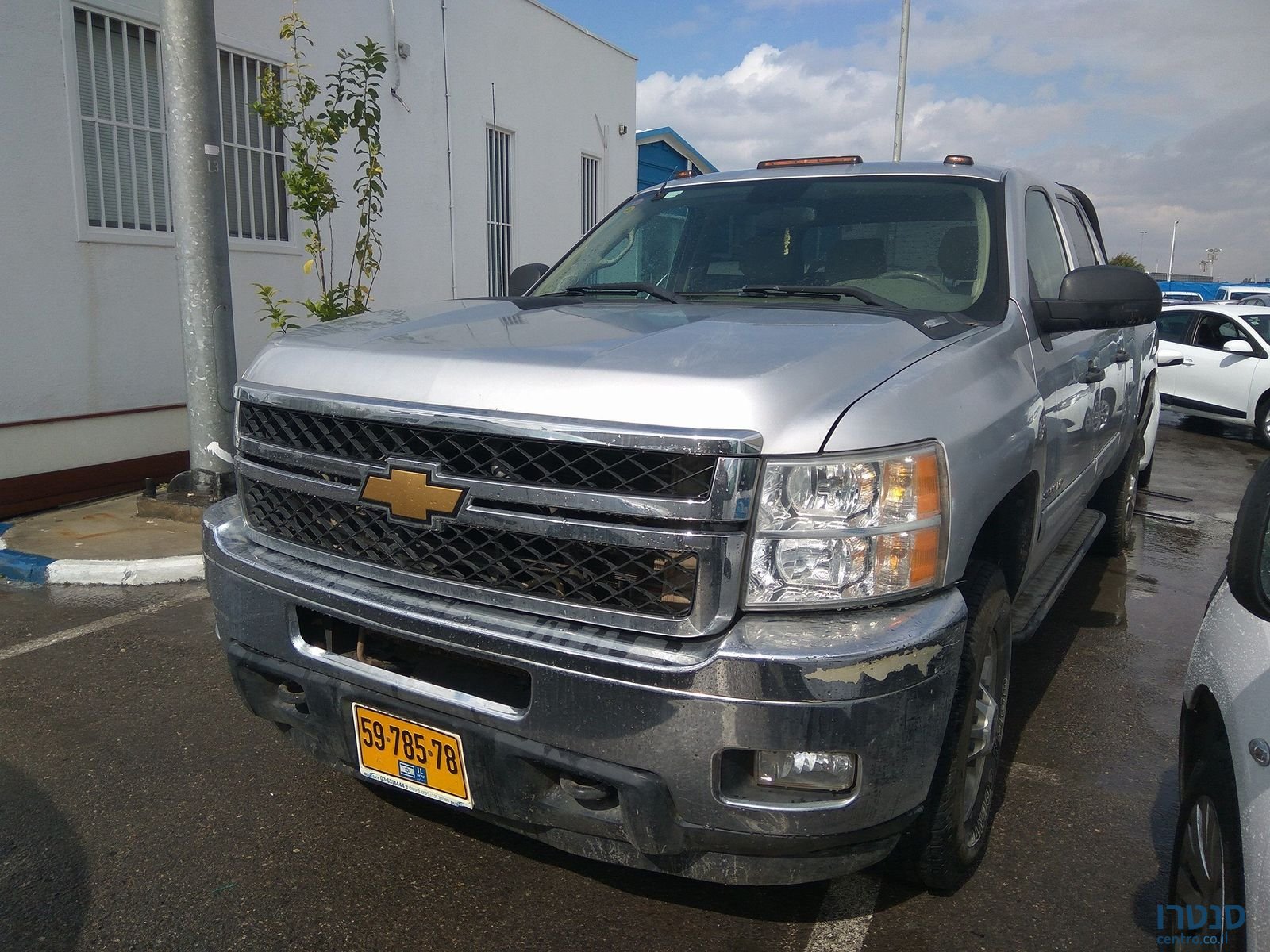 2012' Chevrolet Silverado photo #3