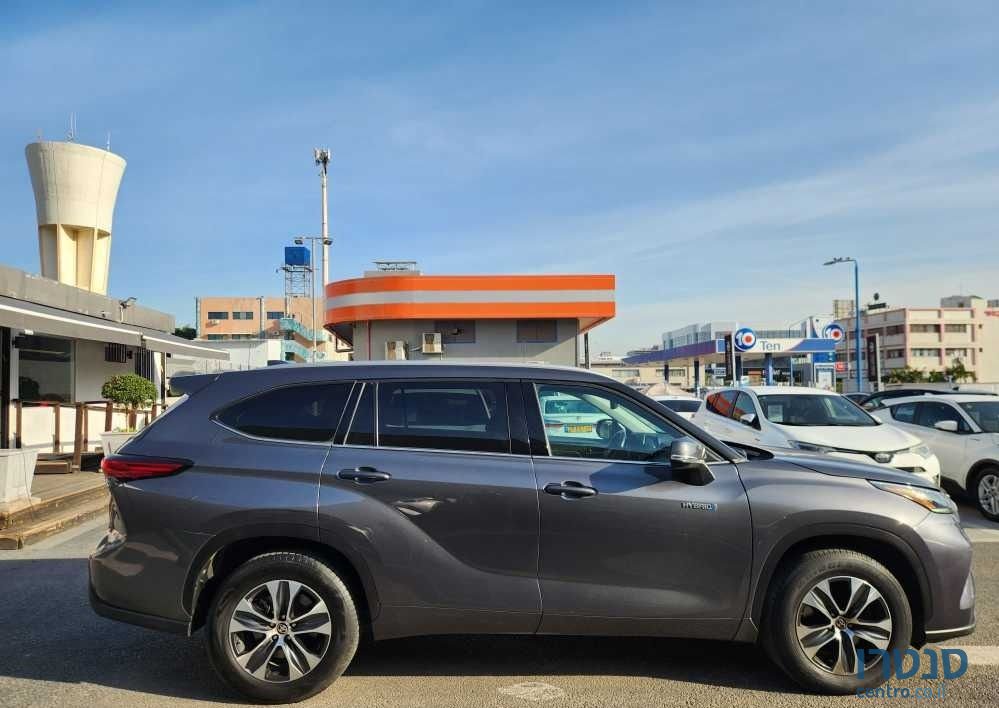2021' Toyota Highlander טויוטה היילנדר photo #2
