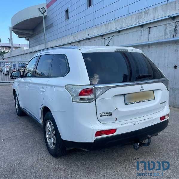 2014' Mitsubishi Outlander מיצובישי אאוטלנדר photo #2