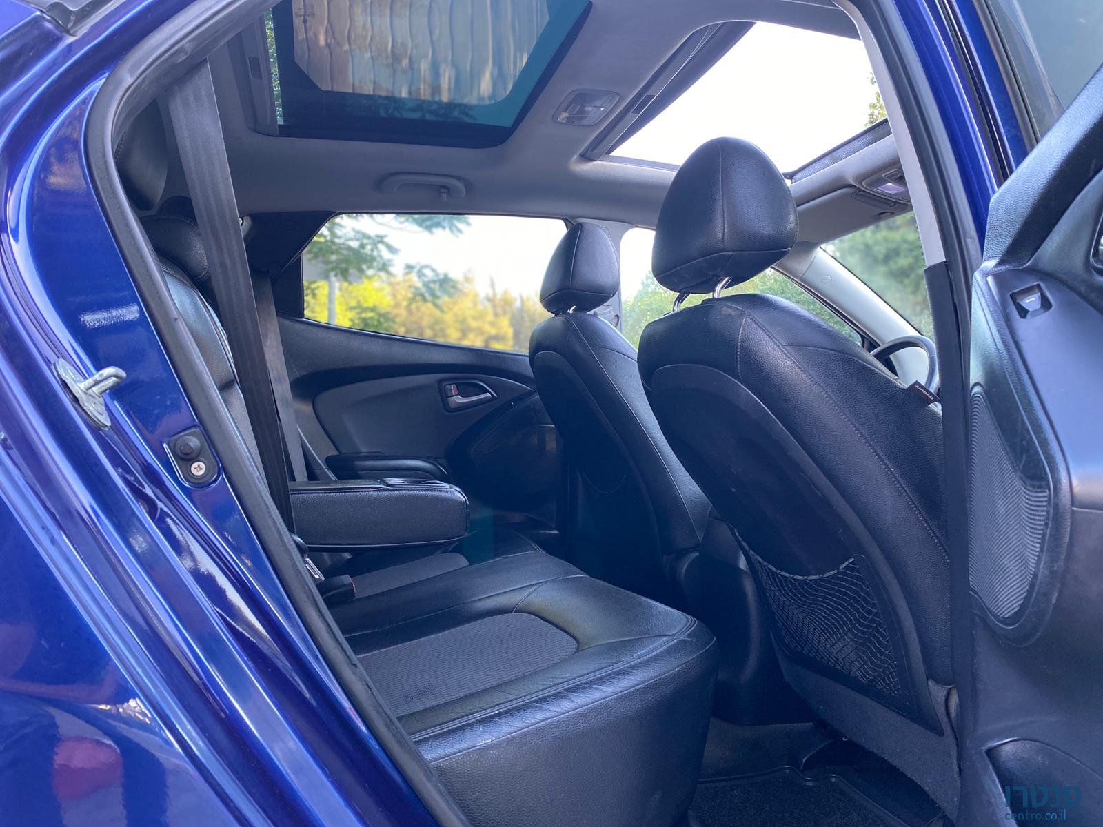 2010' Hyundai ix35 photo #1