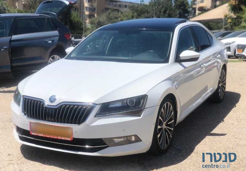 2017' Skoda Superb סקודה סופרב photo #1