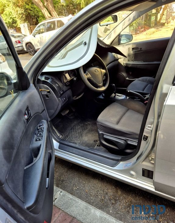 2009' Hyundai i30 יונדאי photo #4