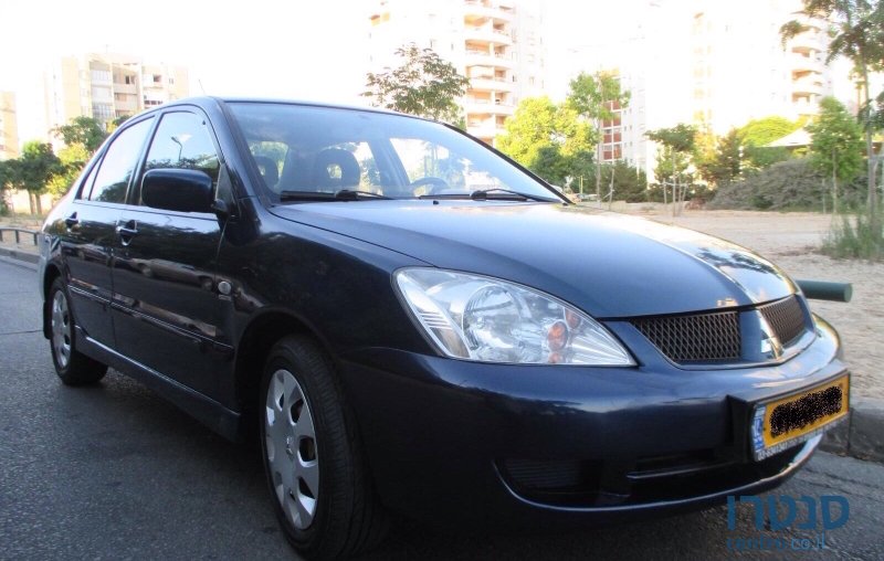 2008' Mitsubishi Lancer photo #1