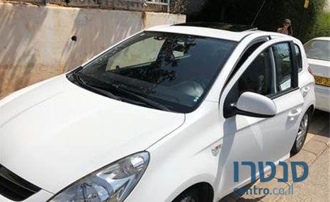 2010' Hyundai i20 i20 יונדאי photo #4