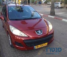 2011' Peugeot 207 פיג'ו photo #1