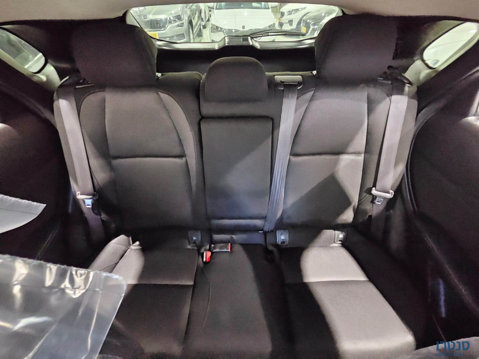 2019' Mazda CX-30 photo #6