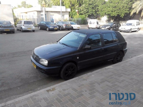 1998' Volkswagen Golf photo #1