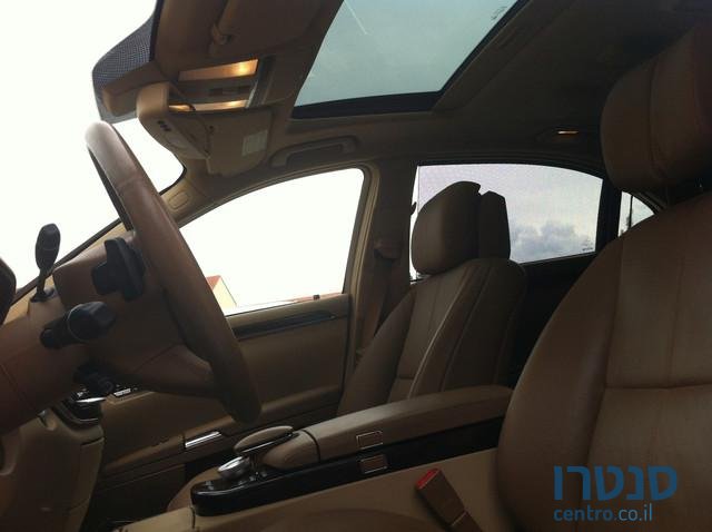 2008' Mercedes-Benz S 500 photo #3