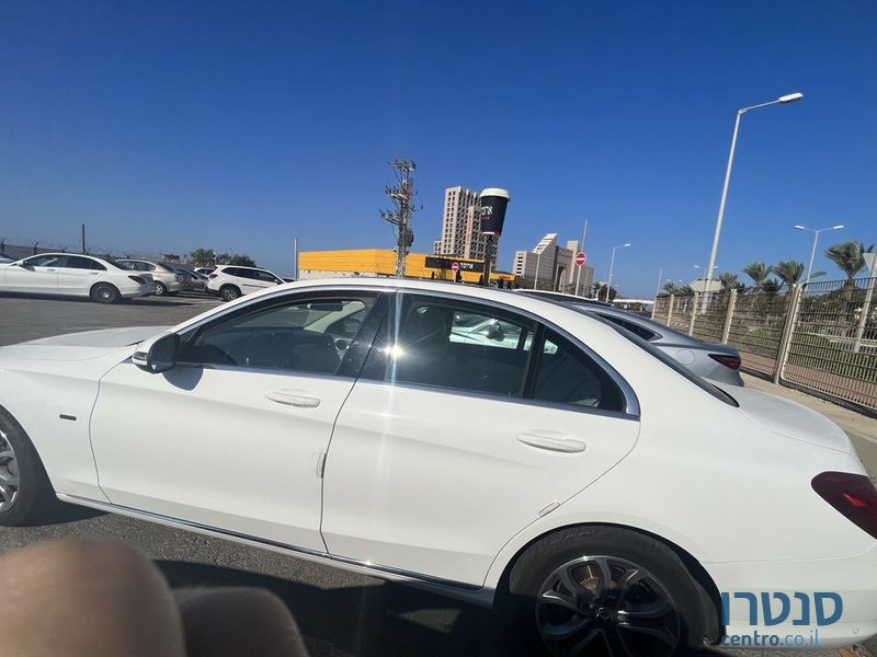 2018' Mercedes-Benz C-Class מרצדס photo #3