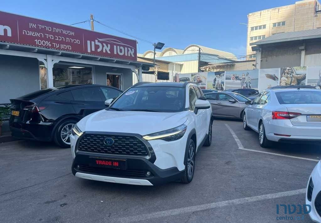 2023' Toyota Corolla טויוטה קורולה קרוס photo #1