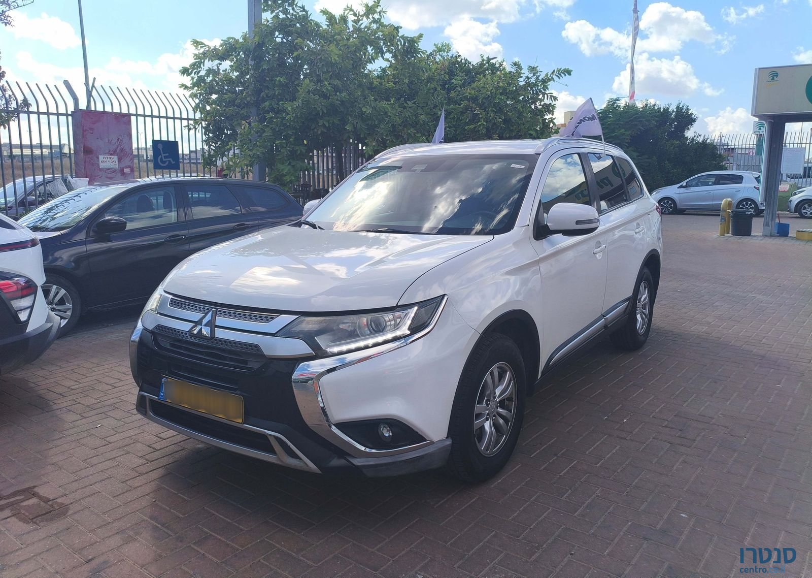2021' Mitsubishi Outlander מיצובישי אאוטלנדר photo #1