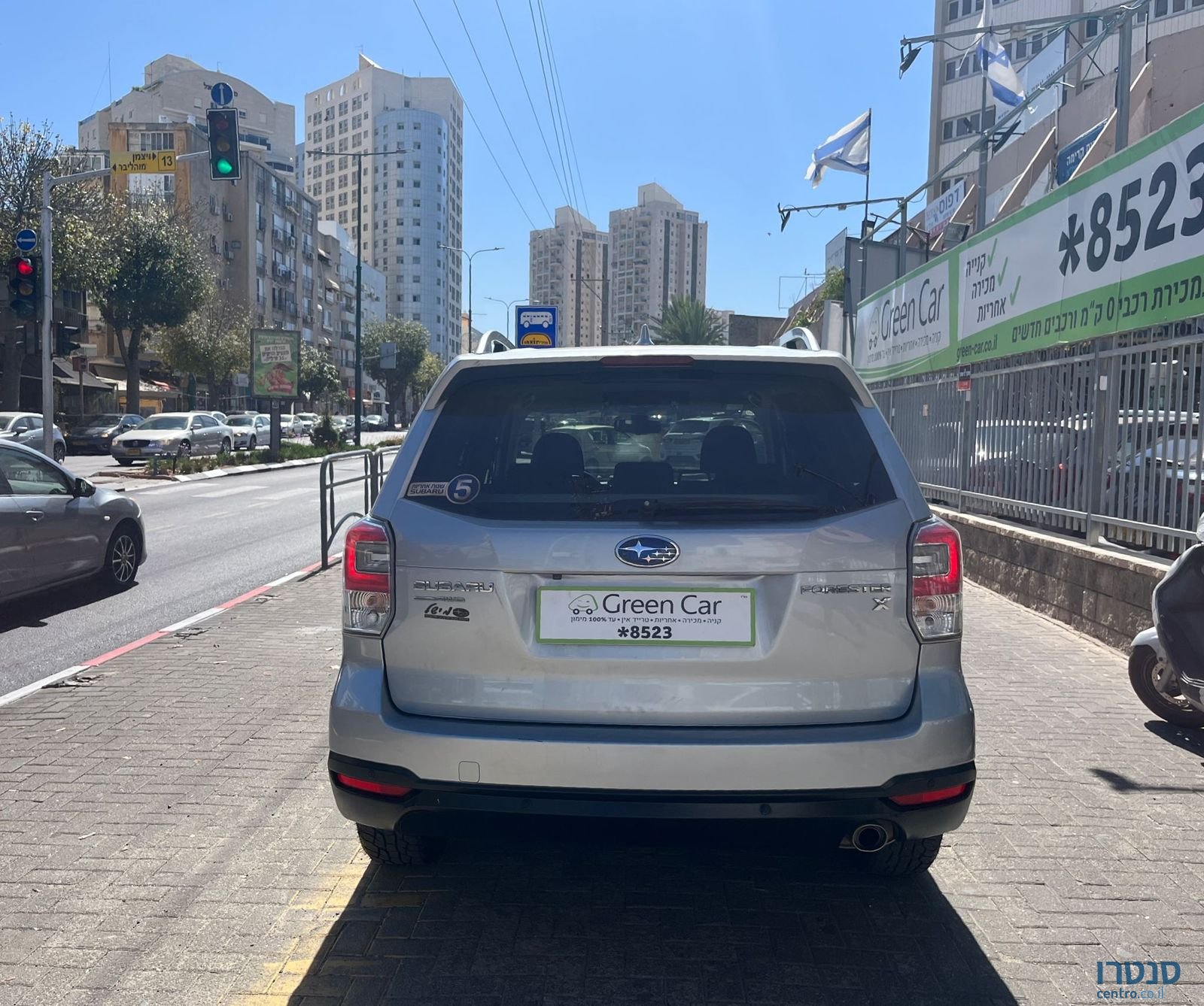 2016' Subaru Forester photo #6