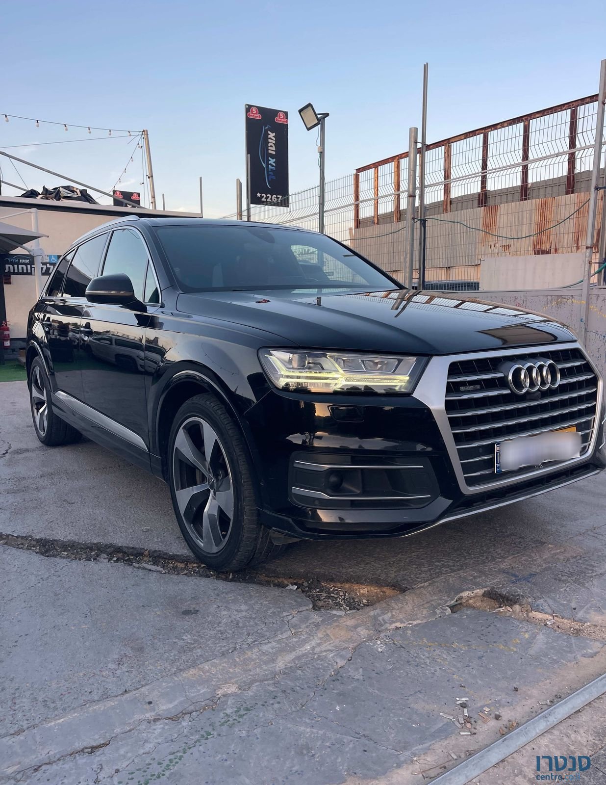 2017' Audi Q7 אאודי photo #3