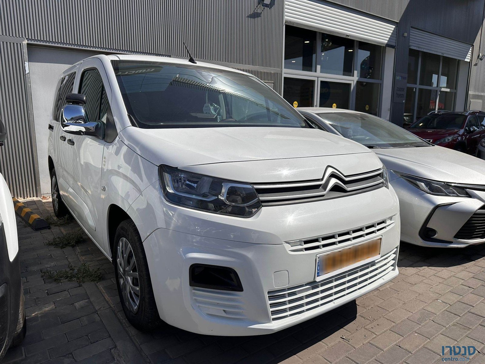 2018' Citroen Berlingo photo #2