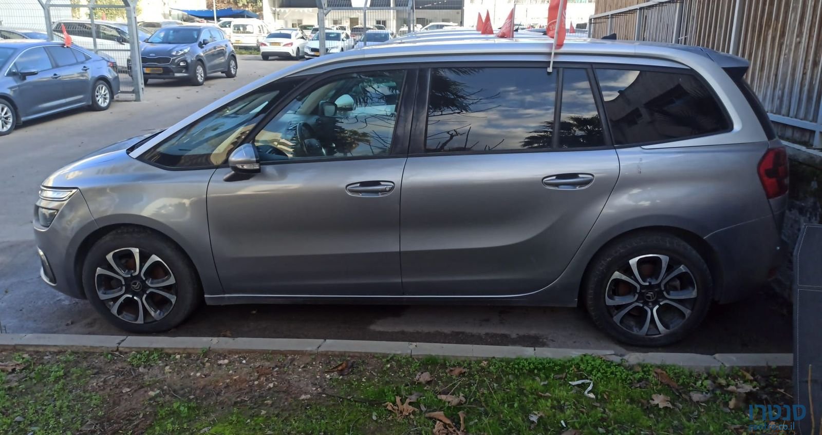 2020' Citroen C4 Picasso סיטרואן C4 פיקאסו photo #5