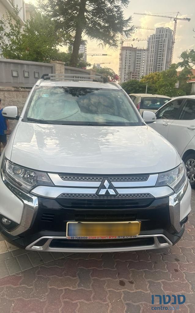 2019' Mitsubishi Outlander מיצובישי אאוטלנדר photo #1