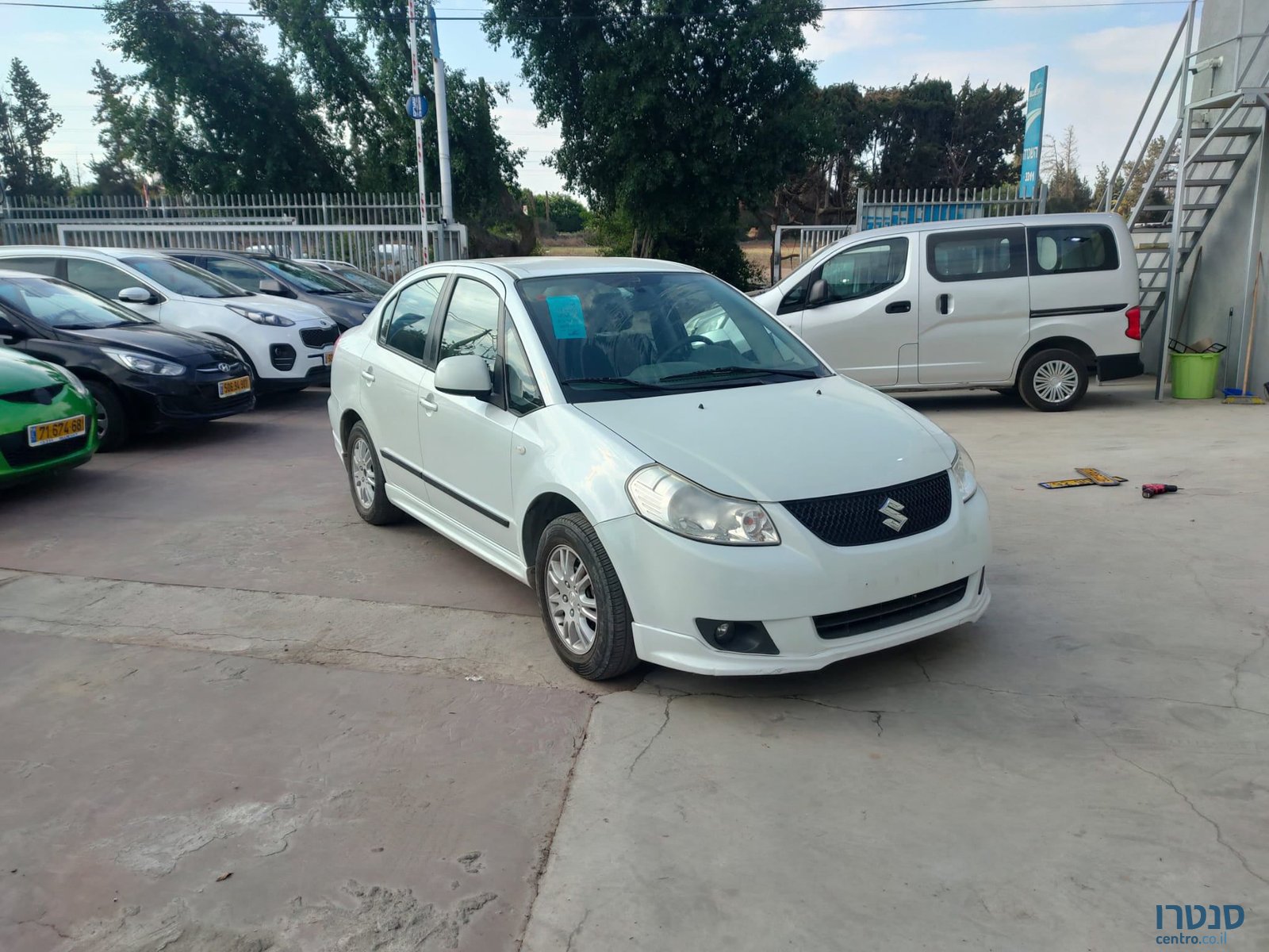 2013' Suzuki SX4 סוזוקי photo #1