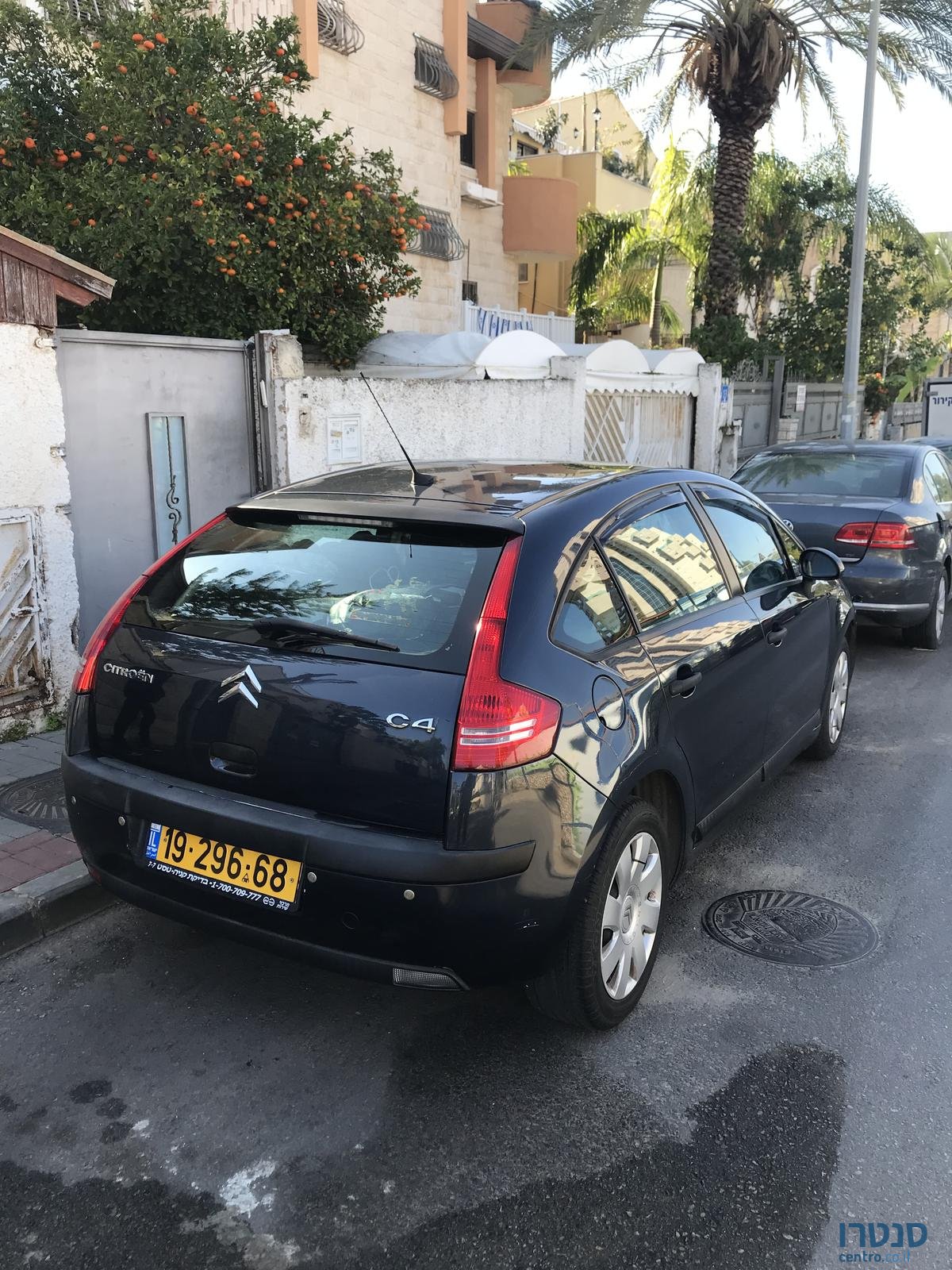 2008' Citroen C4 photo #5