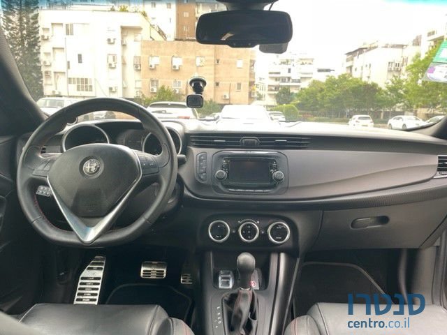 2018' Alfa Romeo Giulietta אלפא רומיאו ג'ולייטה photo #5