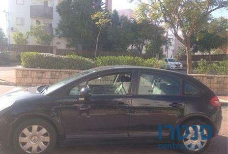 2008' Citroen C-4 photo #1