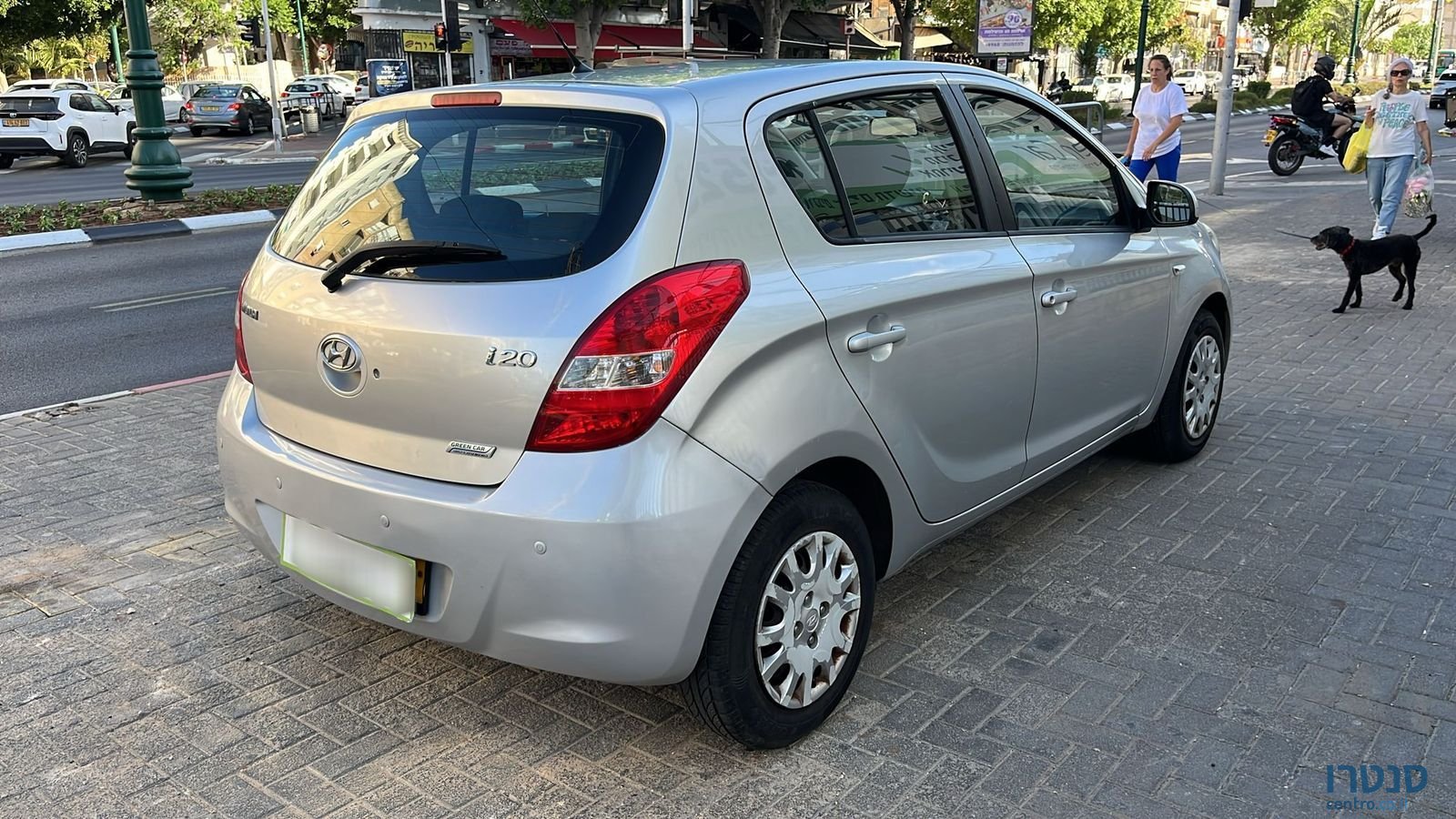 2012' Hyundai i20 photo #6