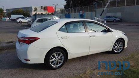 2016' Toyota Corolla טויוטה קורולה photo #2