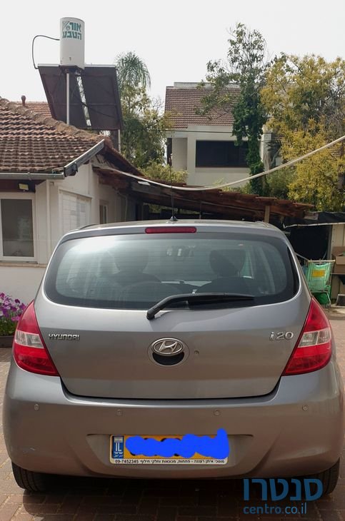 2012' Hyundai i20 יונדאי photo #2