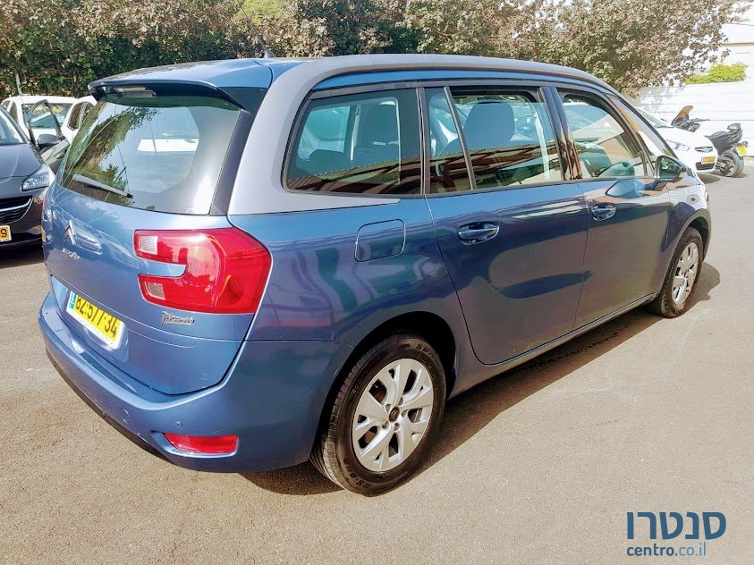 2015' Citroen C4 Picasso photo #2